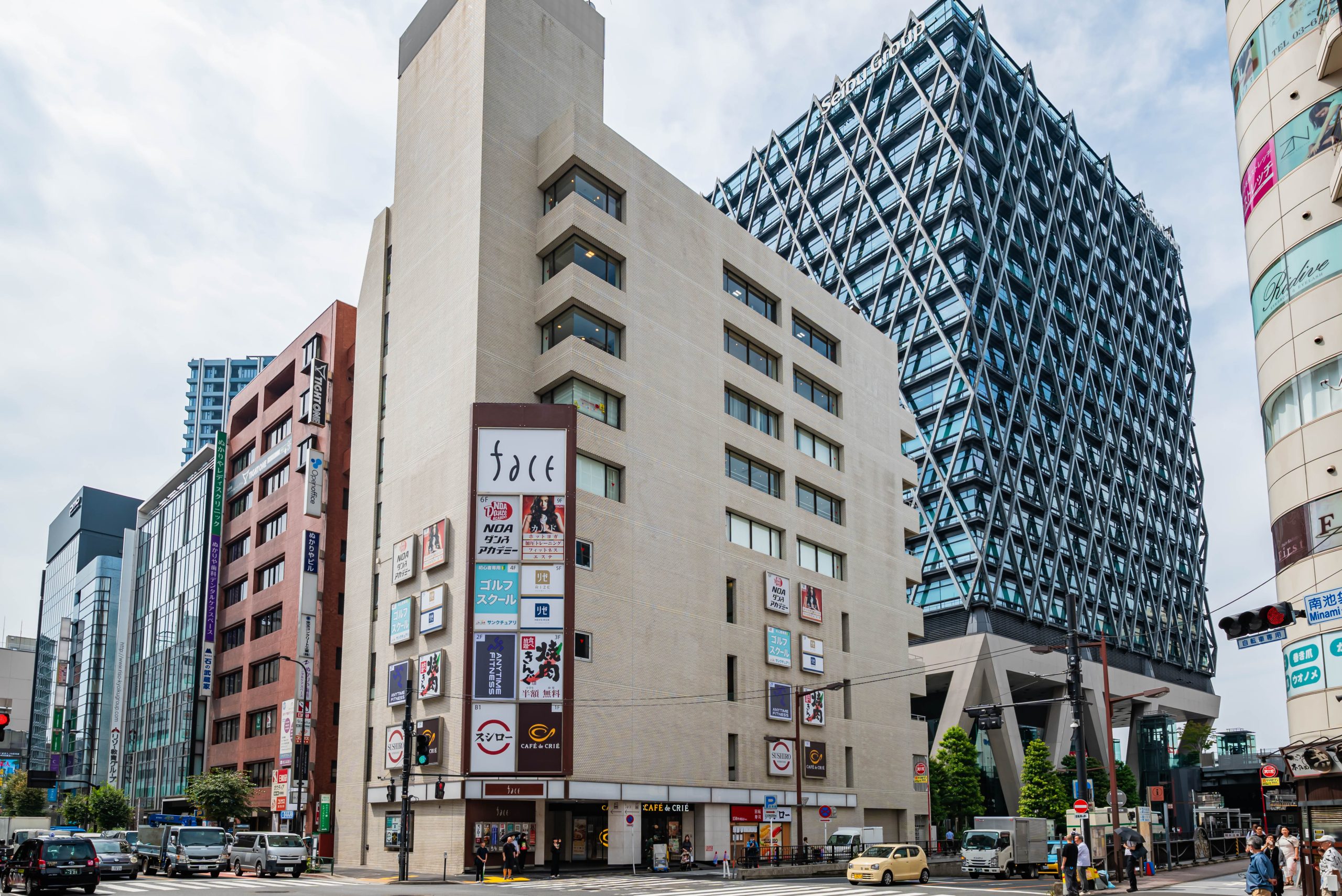 エニタイムフィットネス 池袋駅前店