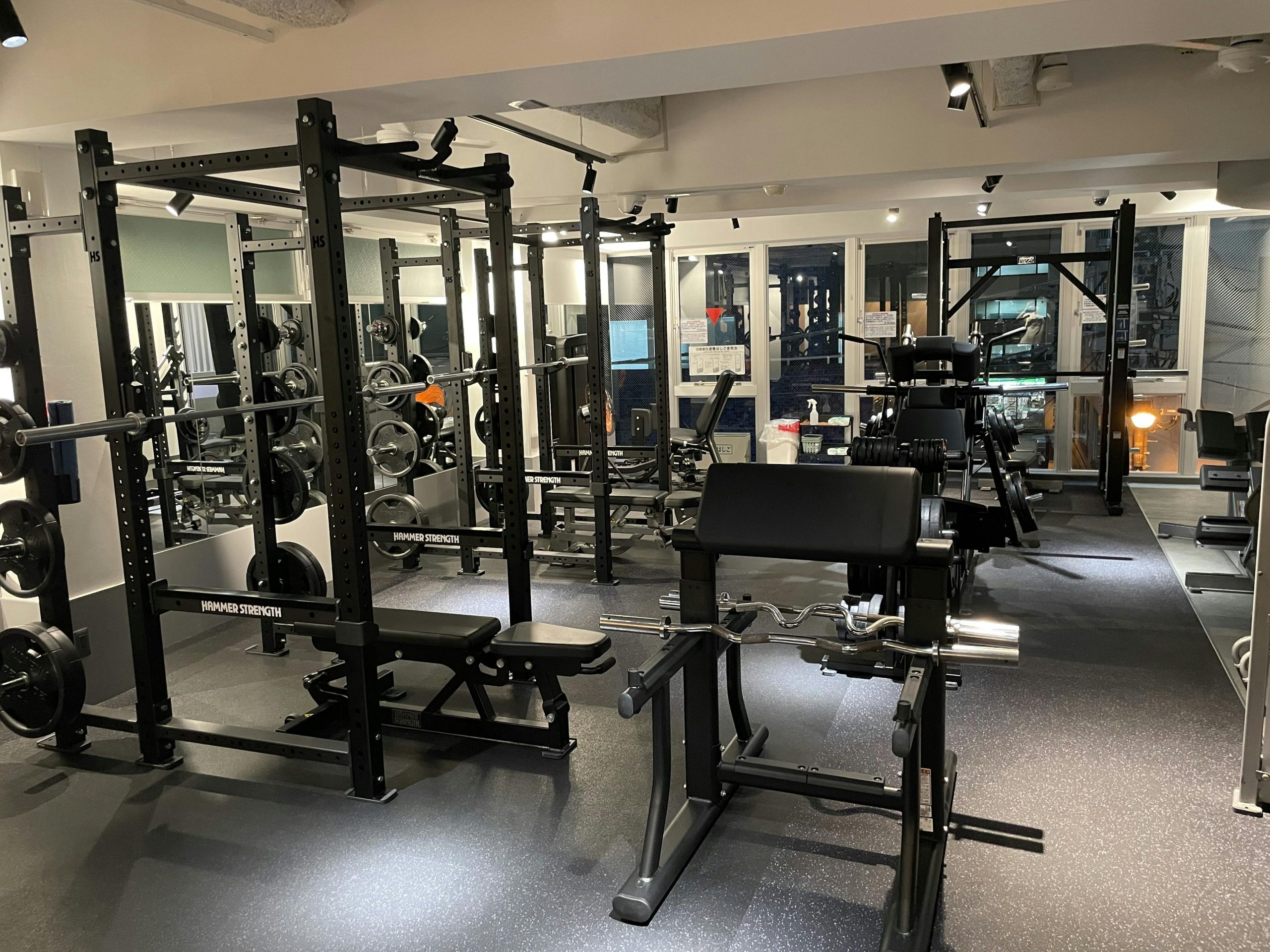 エニタイムフィットネス 九段下店