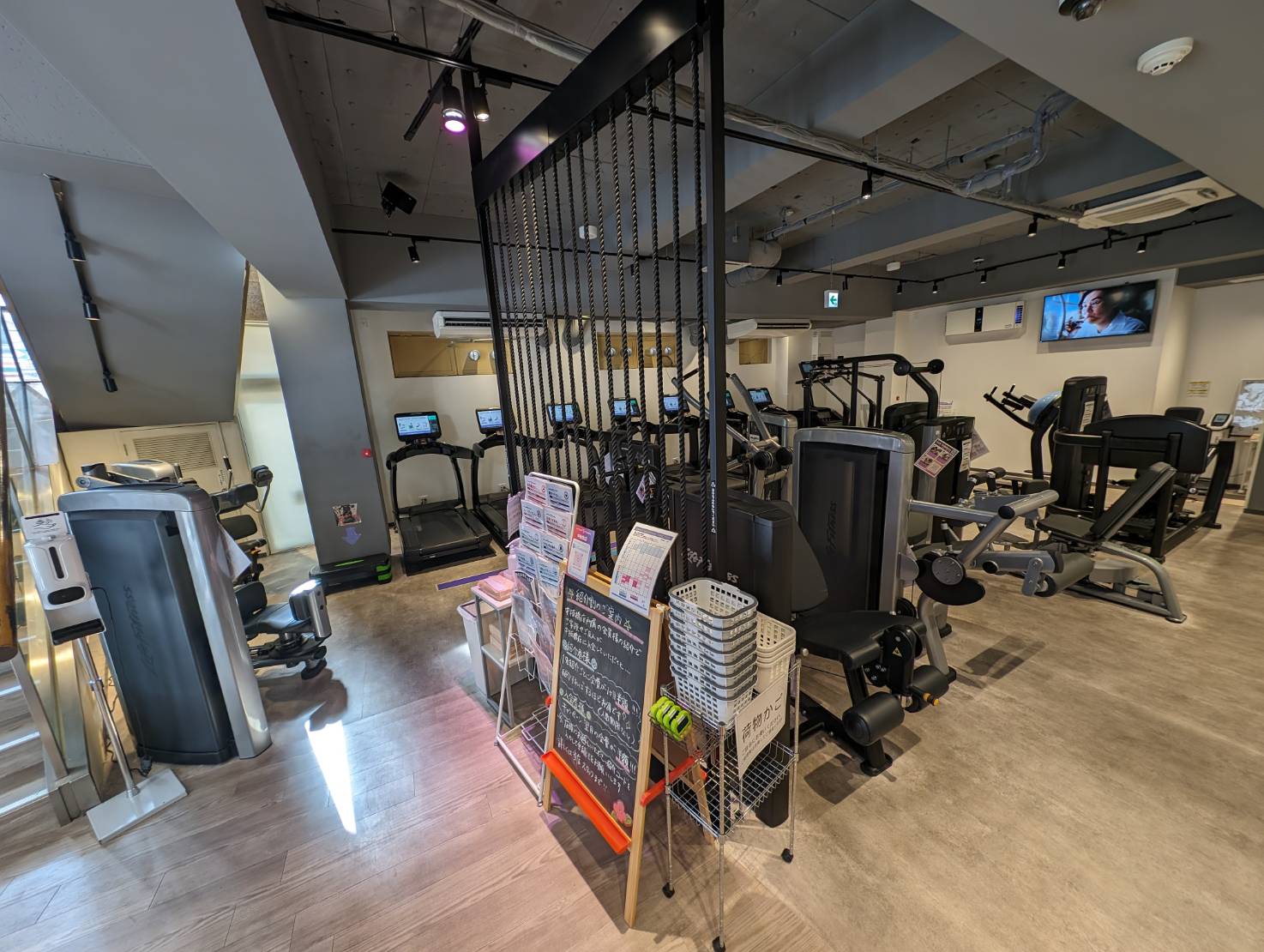 エニタイムフィットネス 中板橋店