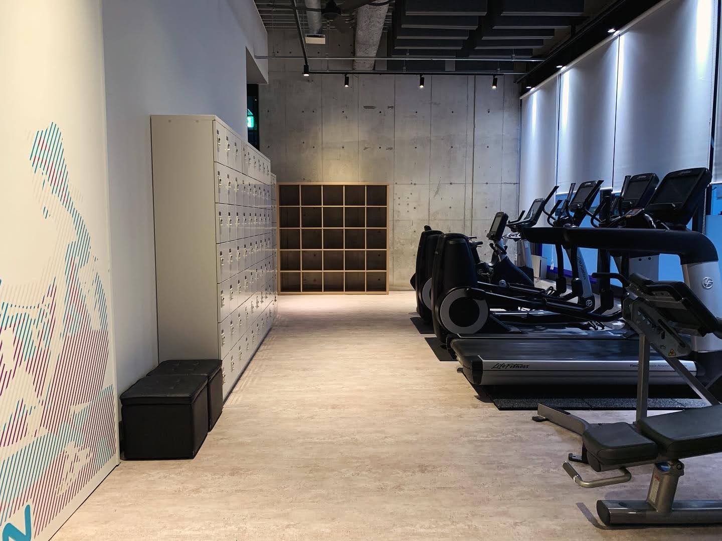 エニタイムフィットネス 西新宿店