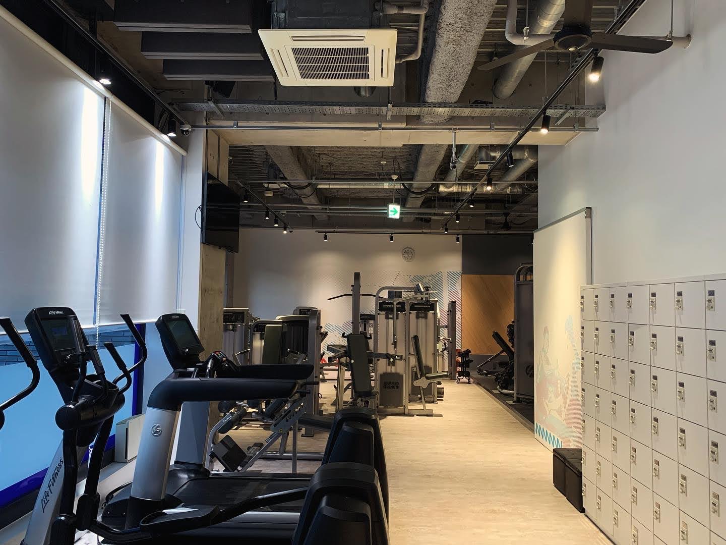 エニタイムフィットネス 西新宿店