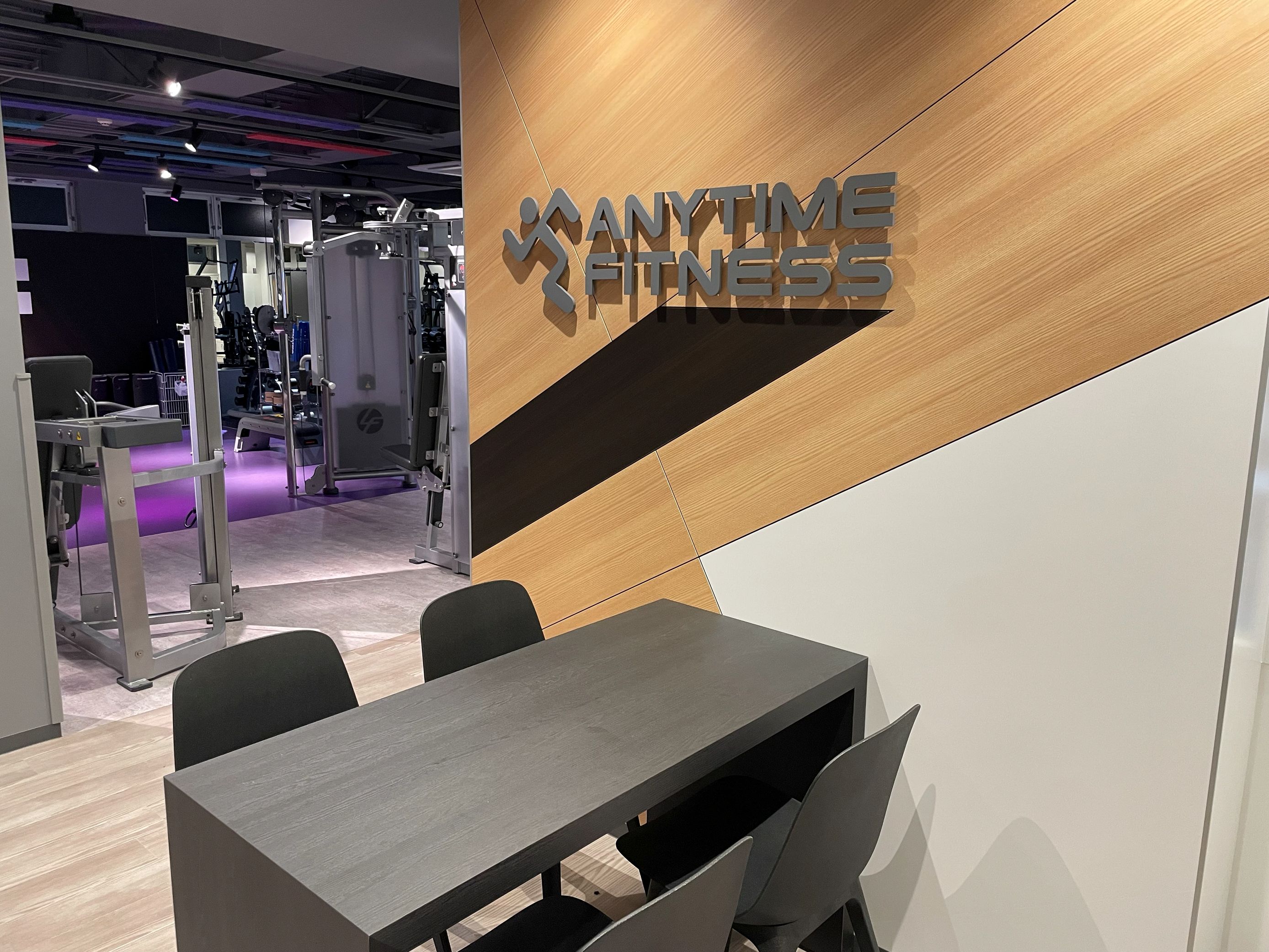 エニタイムフィットネス さいたま新都心店