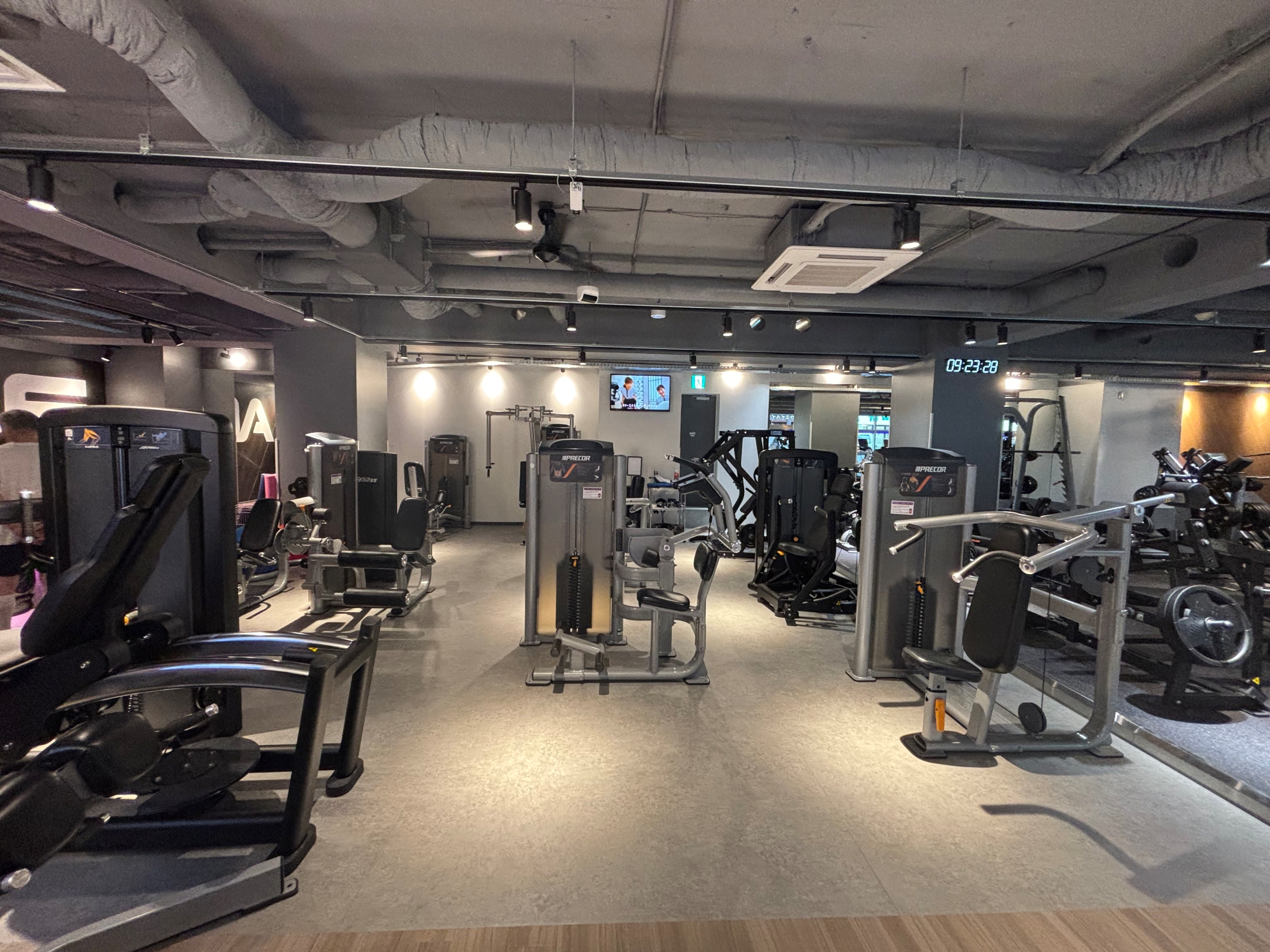 エニタイムフィットネス 下石神井店