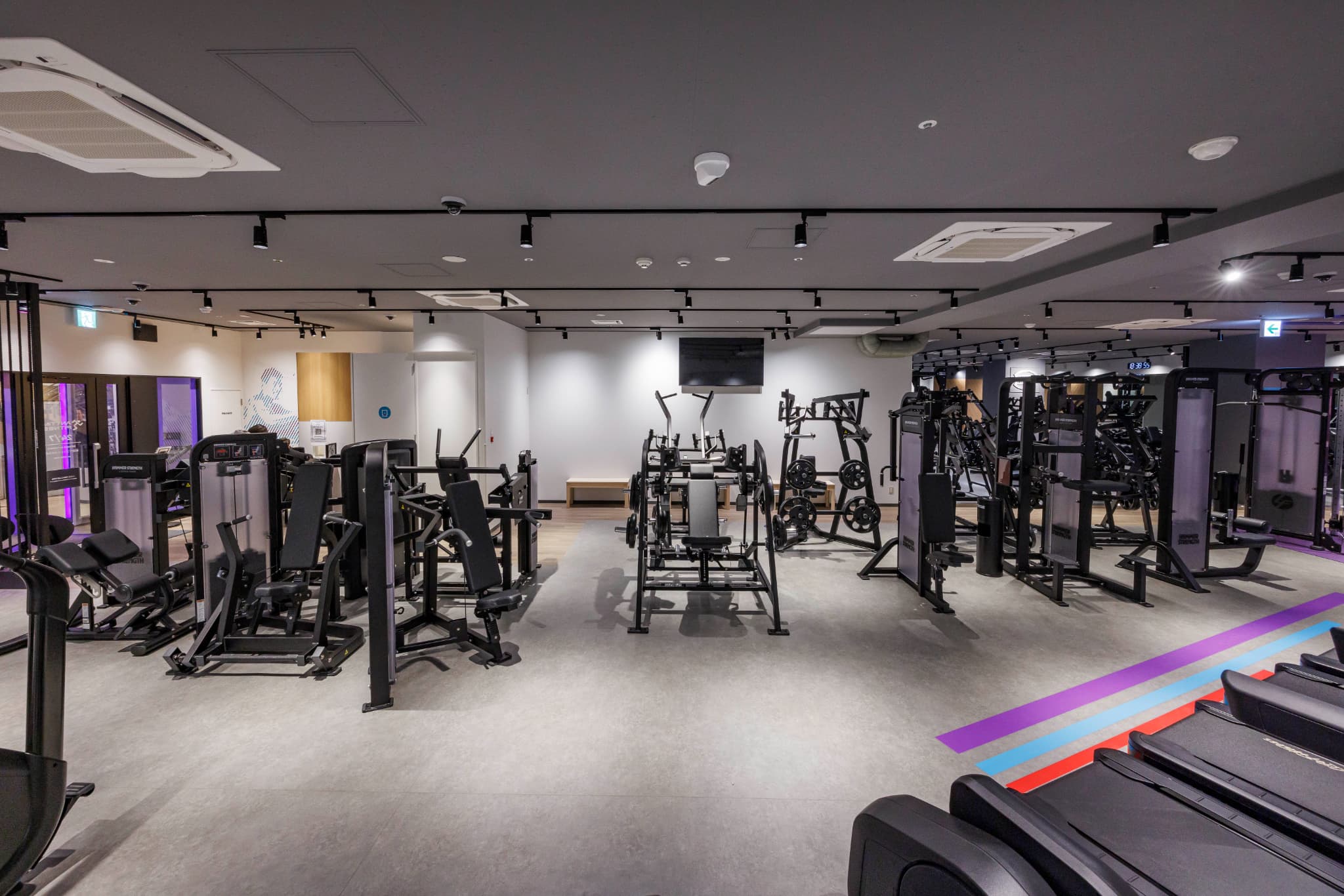 エニタイムフィットネス 新宿ワシントンホテル店