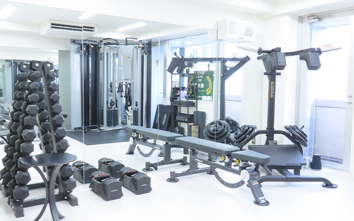 BEYOND 四谷三丁目新宿御苑店