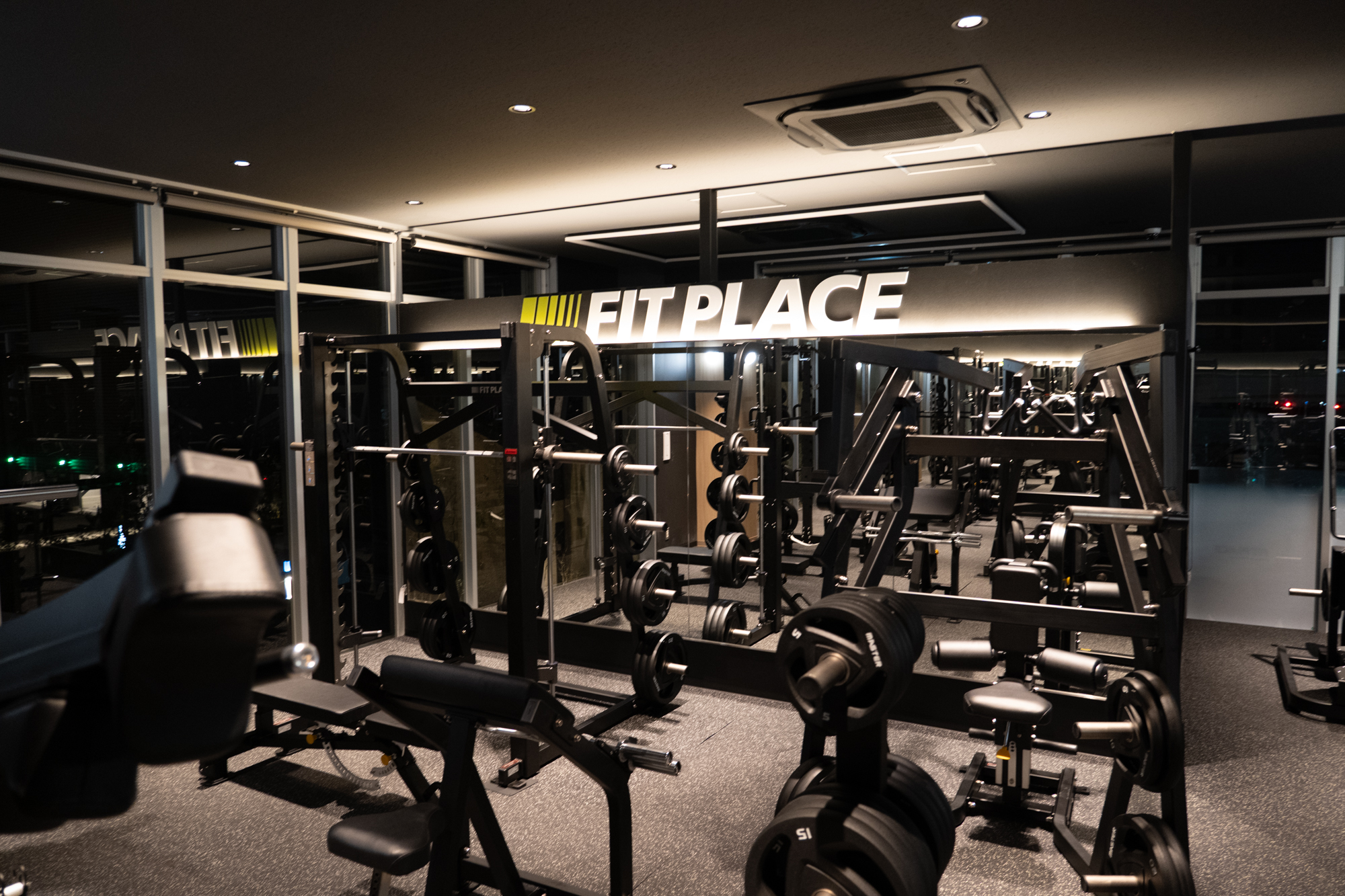 FIT PLACE24 みなとみらい