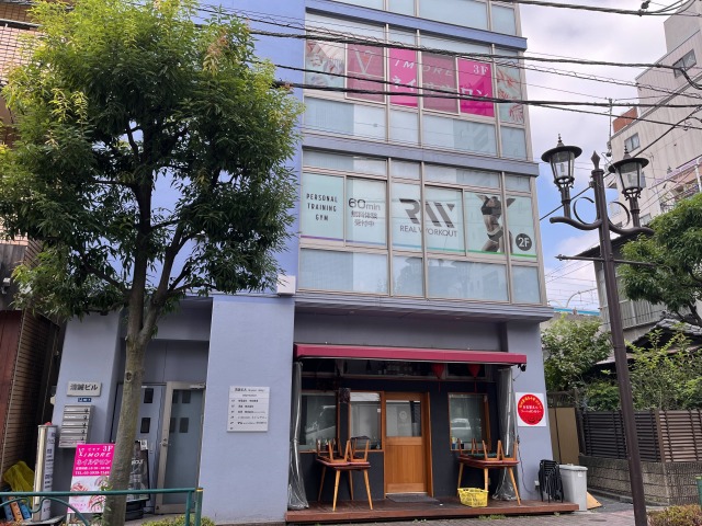 REAL WORKOUT 赤羽店