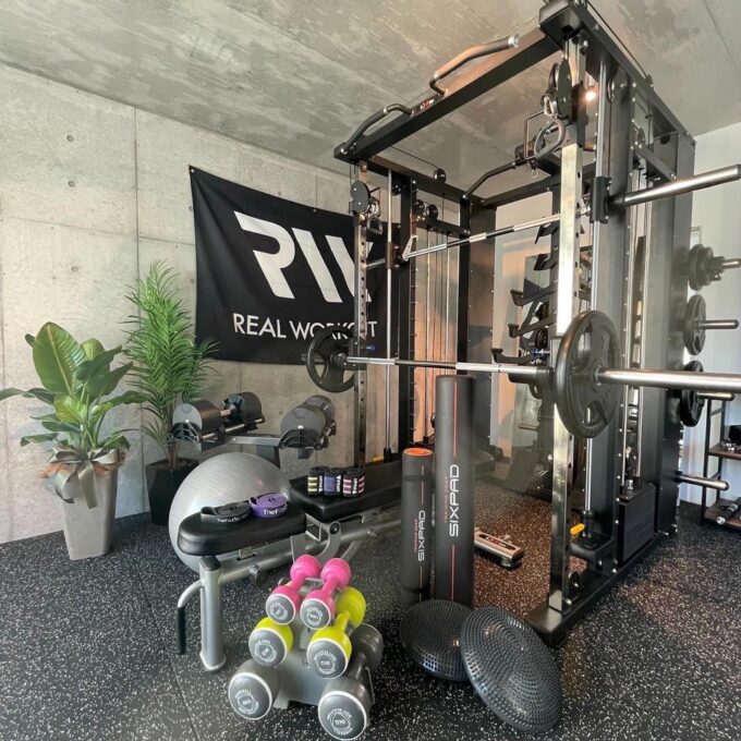 REAL WORKOUT 吉祥寺・井の頭公園店