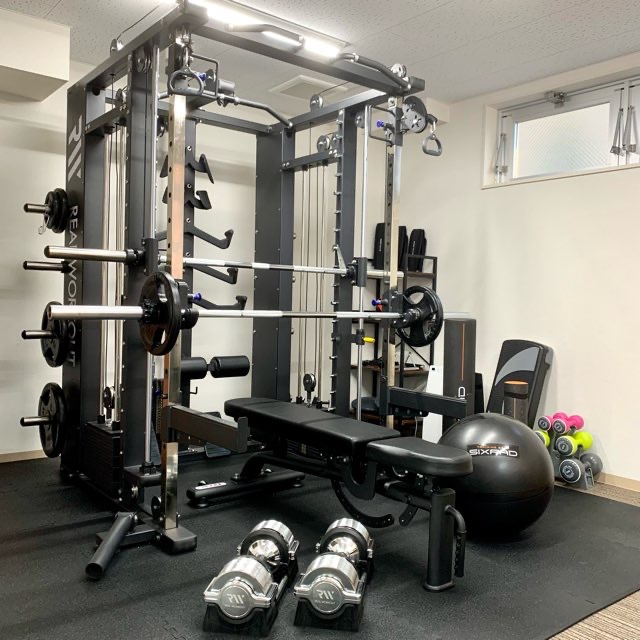 REAL WORKOUT 武蔵小金井店