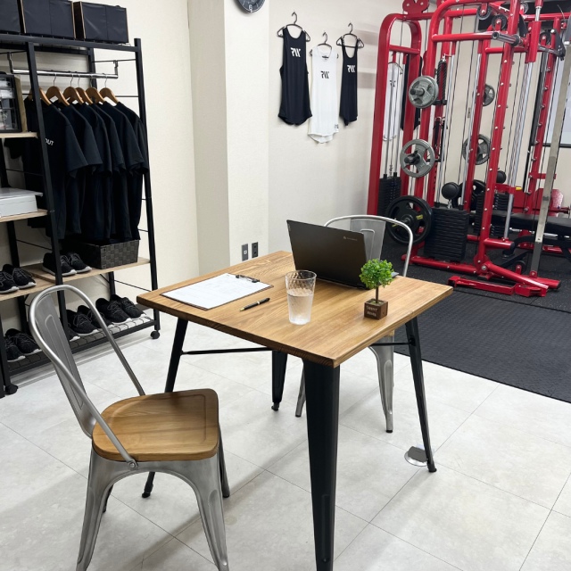 REAL WORKOUT 中野店