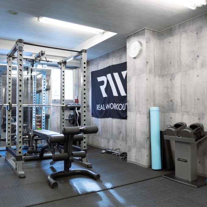 REAL WORKOUT 三軒茶屋店