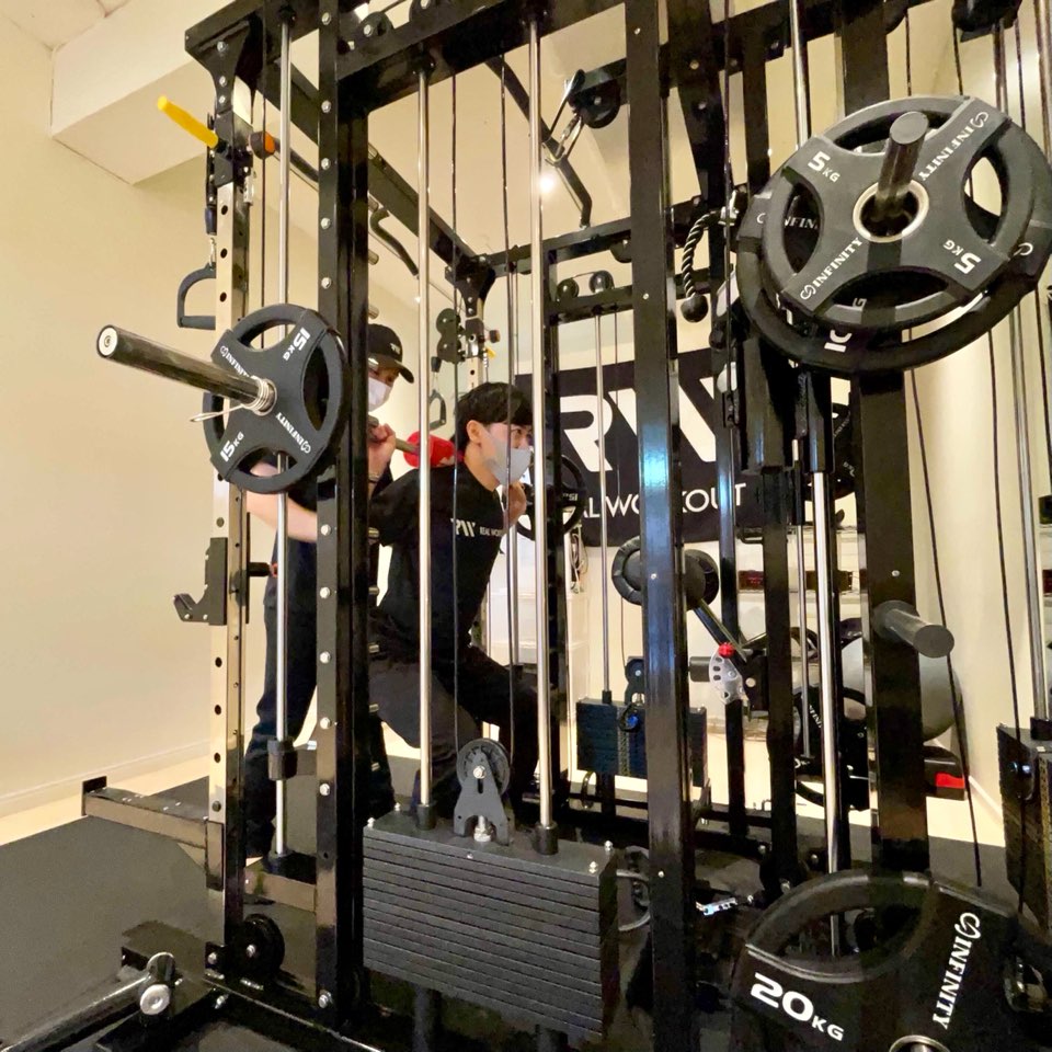 REAL WORKOUT 洗足店