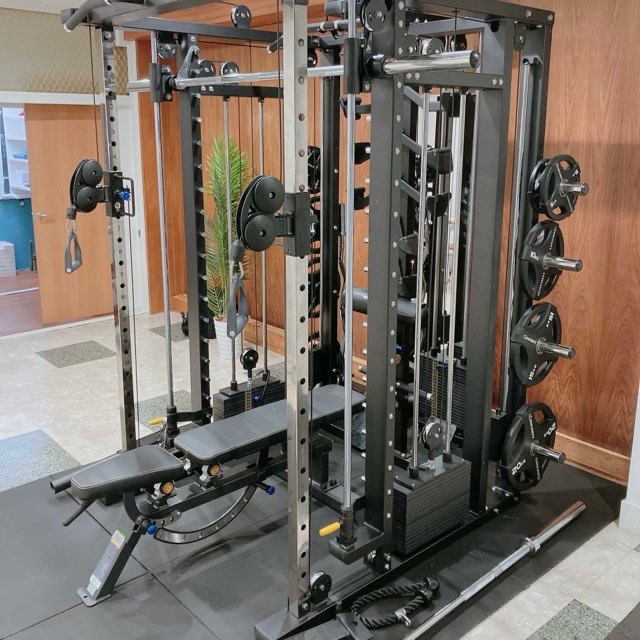 REAL WORKOUT 石神井公園店