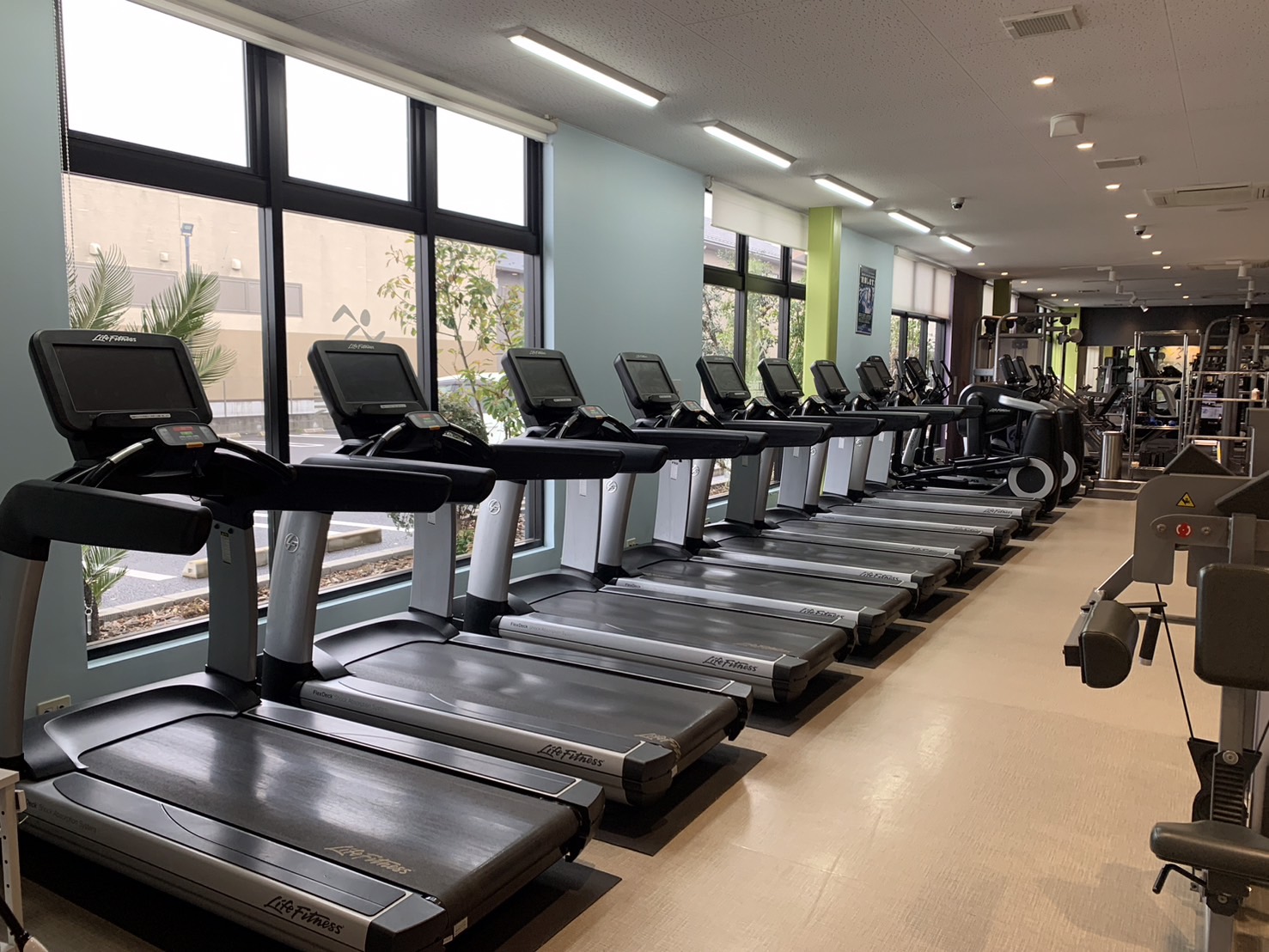 エニタイムフィットネス 学園の森店